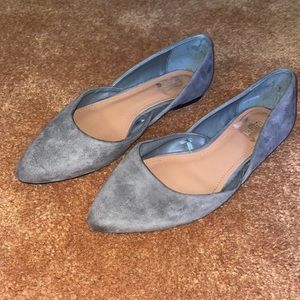 Forever 21 taupe suede flat - size 7